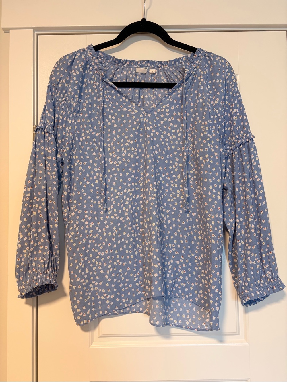 GAP Light Blue Floral Tie-Neck Peasant Blouse